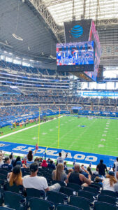 crowd_arlington_attstadium_cowboysgames_attraction_2