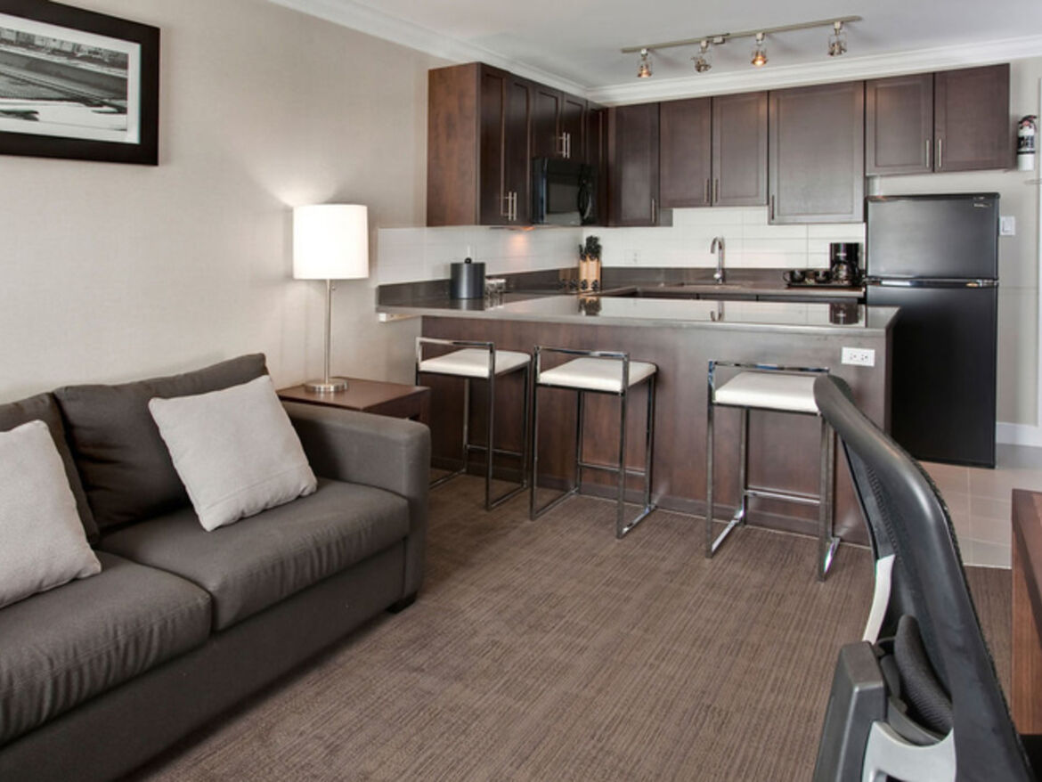 Signature King Suite