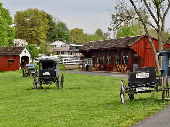 05-amish-village